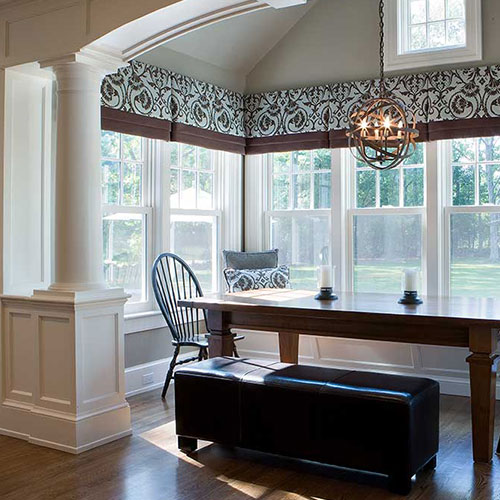 weston-shingle House front window detail